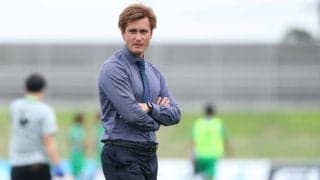 「こんな事してくれる監督他にいない」J3クラブを率いる青年監督のキャンプ初日の「前代未聞の行動」に絶賛の声！「こんなボスの下で働きたい」など、熱い声が送られる