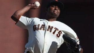 防御率2.83なのに…1年で4度も戦力外　不遇すぎる新助っ人、“魔球”で狙う一発逆転