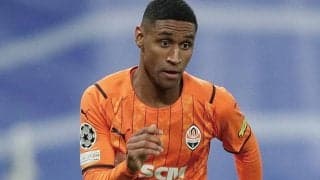 レスターがシャフタールの22歳MFテテ獲得へ…リヨンとのレンタル解消が進行中