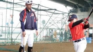 少年野球界で飛び交う「複合バット」の是非　元プロの指導者が危惧する技術の停滞
