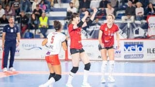 井上愛里沙はフランス・リーグAサン・ラファエルで奮闘中　日本人選手対決も