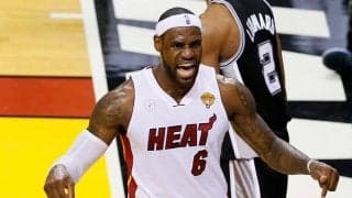 レブロンが2013年ファイナル第7戦で着用したユニフォームが約5億円で落札