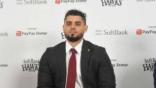 「ここ2年優勝できていない」　新守護神が語る鷹の“現状”「強い気持ちで入団した」