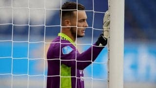 斬新リスタート阻止に報復ドッジボール…エールディビジ上位対決で笑劇プレー「今週のスーパープレー」「賢いのかアホなのか笑」