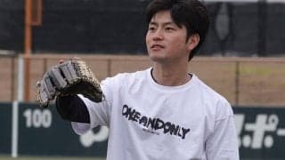 子ども抱えて8人分の買い出し、夕食づくり…　自主トレ支えるプロ野球選手の妻の思い