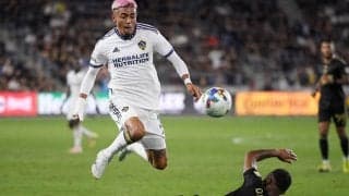 選手登録不可もバルセロナがメキシコ代表SBを補強？ MLSで躍動のフリアン・アラウホをBチームに所属させプレーさせる狙いか