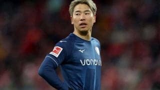 「ファッションいつも攻めてる」「サムライブルーの色」浅野拓磨が久々の私服ショットを投稿！毎度コメントを返す前田大然も恒例の反応