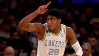 レイカーズがニックスを延長戦で撃破…八村は19得点9リバウンドと殊勲の活躍