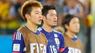 「良い顔してる」「このカラーいいな。好み」Aリーグ移籍の齋藤学が新天地でのユニフォーム手に、背番号は「4」