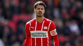 ファン・ヒンケルがチェルシー移籍以来9年半ぶりにフィテッセに復帰…PSVから完全移籍加入