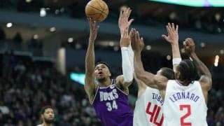 バックスが21点差を跳ね返して逆転勝利…アデトクンボが54得点19リバウンドの大爆発