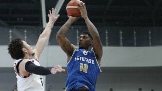 互いに14本の3Pを沈めた激闘は滋賀に軍配…三遠を下して連敗を「18」でストップ