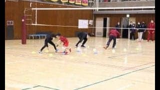 バレーボールを通して現役部員とOB、OGらが交流！