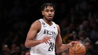 サンズ戦でも43得点を叩き出したトーマス…3戦連続40得点超を史上最年少で達成