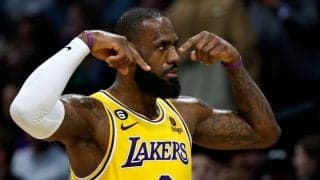 “キング”レブロン・ジェームズが歴史的偉業！　ジャバー氏のNBA歴代最多得点記録を更新