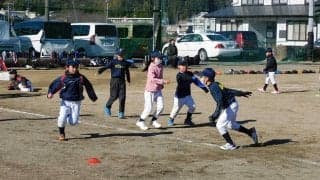 「鬼ごっこ」で自然に身につく野球の動き　子どもたちの練習に大切な“遊びの要素”