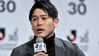 「感激です」「朝から泣いてます」内田篤人氏が古巣シャルケのスタジアム初訪問で、「感動の映像＆写真」が公開！ 「現役選手みたい〜!!」など、興奮の声が上がる