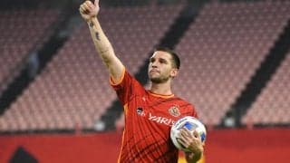 ドーピング違反で4年間活動停止の名古屋FWシュヴィルツォクが母国の古巣に半年契約で加入、1年間の延長OP付き