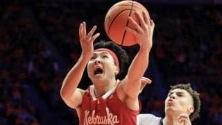 絶好調の富永啓生がゲームハイの22得点…4連続3Pでネブラスカ大を逆転勝利に導く