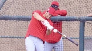 【MLB】大谷翔平が“自動車強襲弾”　左中間へ特大130mアーチ…キャンプ前から超速仕上げ