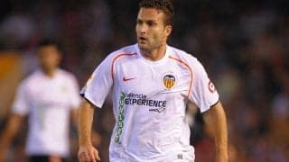 低迷バレンシアがクラブのレジェンド、ルベン・バラハ氏を新監督に招へい