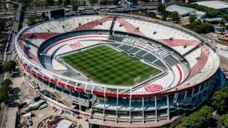 「我々の誇り」アルゼンチンの名門クラブが粋な演出！開幕戦の満員スタジアムでW杯優勝メンバーの大型垂れ幕掲載