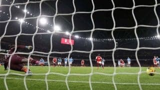 「メンタル強すぎる」あえて誘われた方に蹴る！サカとエデルソンの見応えあるPKの駆け引きが反響「マジかっこいい」