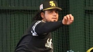 オスナ、「鷹」のタトゥーに込められた意味は？　来年は「ラーメンを入れます」