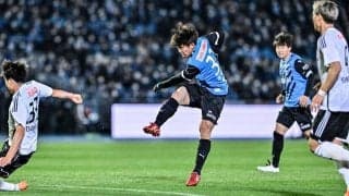 「腰のひねりえぐい」「上田綺世を彷彿」川崎22歳FWが見せた「キャノンシュート」が絶賛！ 横浜FM戦で見せたプレーに「将来ヨーロッパで活躍してそうなボールタッチ」の声