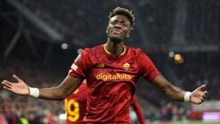 目のケガで交代のエイブラハム、自身のSNSで無事報告「僕は大丈夫だ」