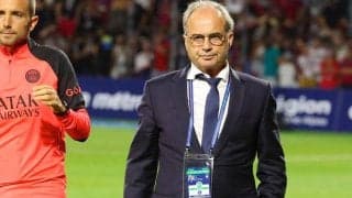 メッシ劇的FK弾の裏でPSG幹部の謎行動が話題に…歓喜爆発のチームを差し置いて何故か激怒