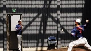 ダルビッシュ投球を念願“のぞき見”　宇田川ひょっこり登場…お手本ブルペン熱視線