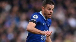 顔面負傷のアスピリクエタが退院、練習場に顔を出す