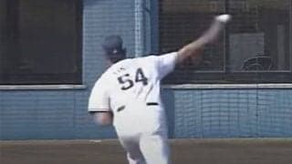 独特フォームからの“パワフル直球”が「マジ重そう」　巨漢助っ人の剛球に溢れる期待感