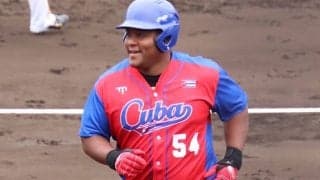 “敵選手”なのに応援歌…粋な計らいが「泣ける」　異例のサプライズに「鳥肌たった」