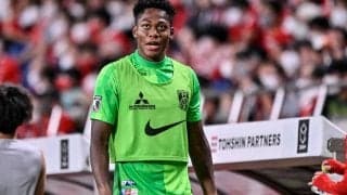 「ダンクエグすぎる」浦和GK鈴木彩艶の水中バスケに「もう八村塁くんやん」の声