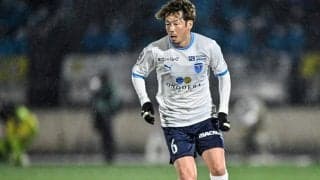 「人柄の良さに感動だわ…」横浜FCの衝撃のオウンゴール飛び出るも、直後の“ある行動”に「感動の声」続々！「流石に見たことないな……」と絶句の話題場面