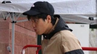 【MLB】大谷翔平、スポーティな装いで球団施設入り　3月上旬の侍ジャパン合流へ最終調整