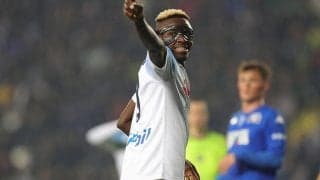 オシムヘンが8戦連発、マリオ・ルイ退場もナポリが8連勝《セリエA》