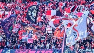 「ポニテの見返りショット可愛いい」元NGT48荻野由佳が「浦和ユニフォーム着用の観戦姿」を公開！ 初の日産スタジアム参戦に、「可愛すぎます」とファン歓喜