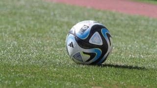 「目も当てられない」「何がしたかった？」Jリーグで生まれたオウンゴールが世界中で話題に、八百長が疑れる事態に…