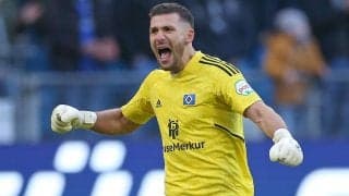 ドイツでもゴールを分けた“1ミリ”が誕生、昇格争う首位攻防戦でのギリギリプレーが話題