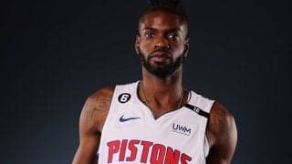 守備型ビッグマンのナーレンズ・ノエルがバイアウト完了でピストンズ退団へ