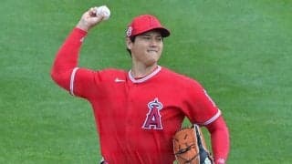 【MLB】「あの魔術は一体なんだ!?」　打者ひざまずく大谷翔平の宝刀が「えげつなさすぎる」