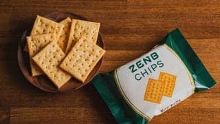 【許された】「罪なきチップス」登場。原材料は黄えんどう豆、オリーブオイル、岩塩だけ