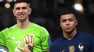 「感動していないのは明らか」W杯で因縁のあったアルゼンチン代表GKマルティネスのスピーチを聞くムバッペの仏頂面に英紙注目「石のような顔」