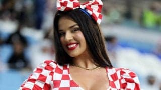 「何を着たら良いの？」W杯で話題となったセクシー美女サポーター、パリでドレスが全て盗難「泥棒がいつも歓迎してくれる」