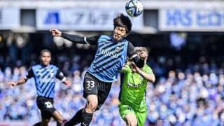 「更にカッコ良くなってた」川崎FWダミアンが等々力の突如の来場で歓喜の声！ 21年MVPの元ブラジル代表が昨年8月に負傷も、久々にサポーターに姿見せる