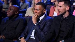 PSGが201ゴールのムバッペをド派手に祝う！クラブ最多得点者となった24歳をメッシらも祝福