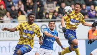 「ほんといいヘディングだよな」36歳FW岡崎慎司が「タイミング完璧ヘディングゴール」決めた！ ベルギーリーグ今季2点目はFKに合わせたドンピシャ弾！